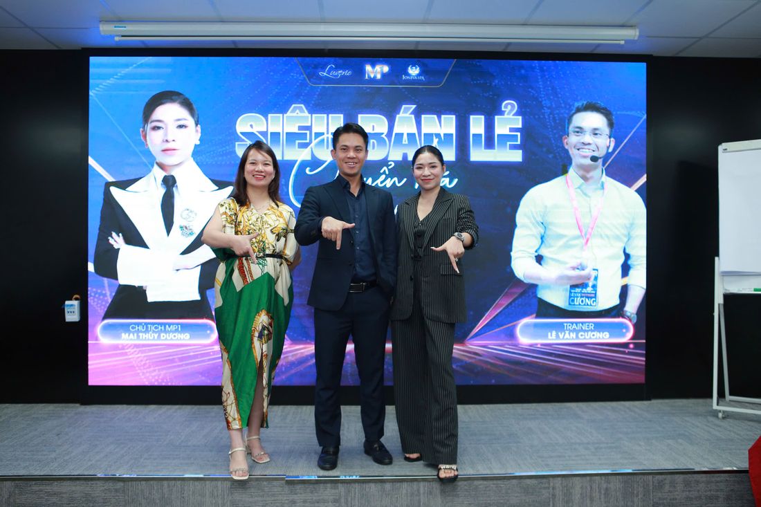 Chuong trinh dao tao cua Le Van Cuong - khoanh khac 30